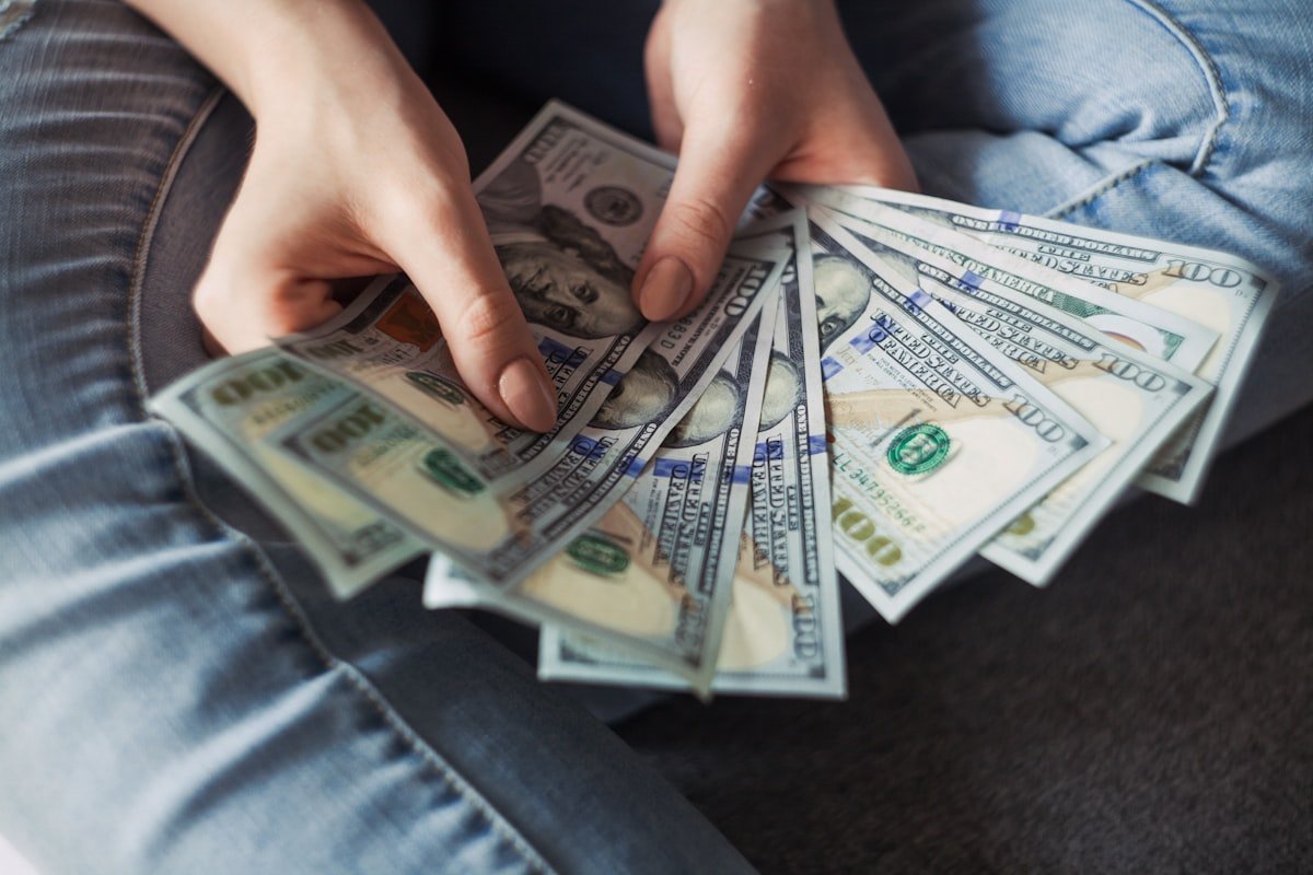 Top 5 High-Yield Savings Accounts for Americans in 2026